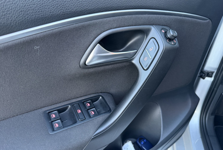 Volkswagen Polo 1.4 TDI 90ch BlueMotion Technology Allstar 5p