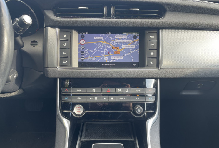 Jaguar XF 2.0 / 180 CH / PRESTIGE 4x4