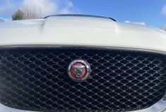 Jaguar XF 2.0 / 180 CH / PRESTIGE 4x4