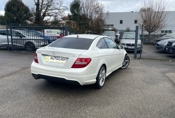 Mercedes Classe C 220D / 170 CH / BLUEFFICIENCY AMG / SUIVI MERCEDES