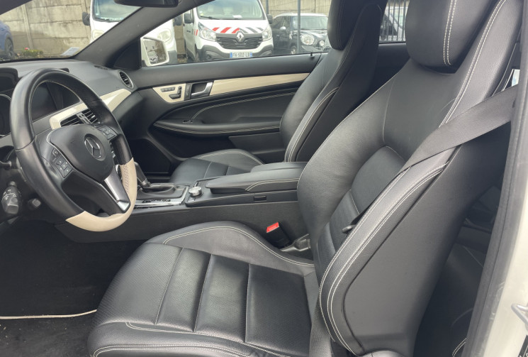 Mercedes Classe C 220D / 170 CH / BLUEFFICIENCY AMG / SUIVI MERCEDES