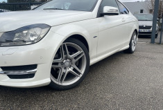Mercedes Classe C 220D / 170 CH / BLUEFFICIENCY AMG / SUIVI MERCEDES