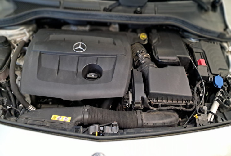 Mercedes Classe B W246 180 D 109  SENSATION 7G-DCT - TBELLE - SUIVI MERCEDES - GARANTIE 