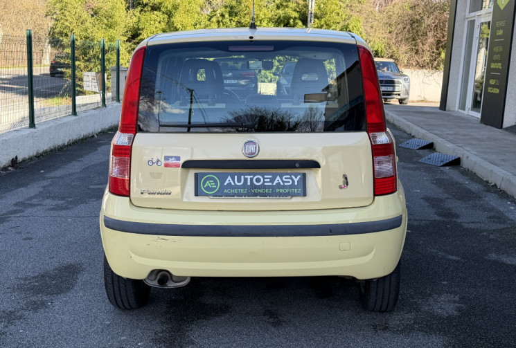 FIAT Panda  II 5P 1.2i 70 * ENTRETIEN + CT + DISTRI + PNEUS OK * GARANTIE 6 MOIS 