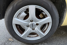 FIAT Panda  II 5P 1.2i 70 * ENTRETIEN + CT + DISTRI + PNEUS OK * GARANTIE 6 MOIS 