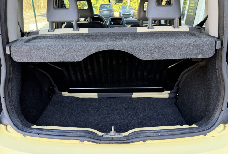 FIAT Panda  II 5P 1.2i 70 * ENTRETIEN + CT + DISTRI + PNEUS OK * GARANTIE 6 MOIS 