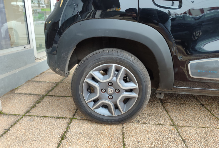 Dacia Spring 45 CV essentiel 