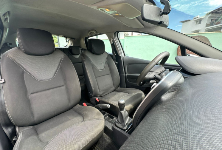 Renault Clio IV Génération Phase 2 5 Portes 0.9 TCe 12V Energy S&S 90 cv // Chaine de distribution