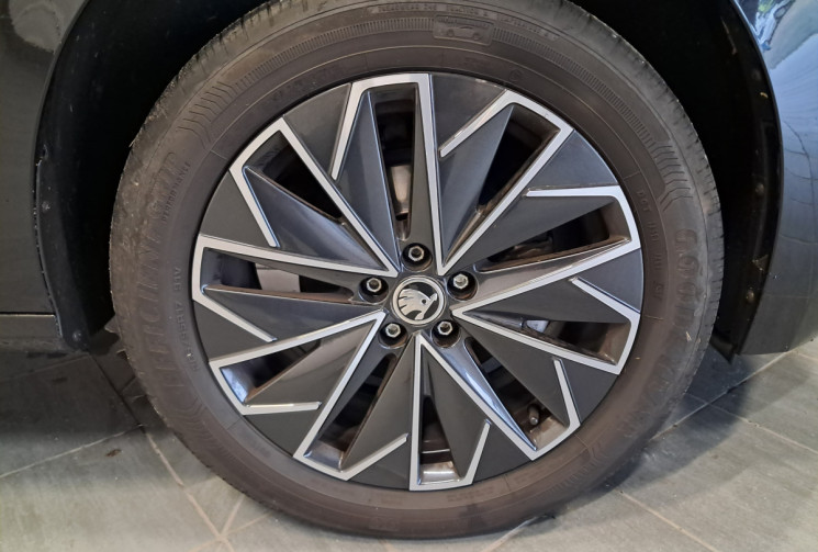 Skoda Kamiq 1.0 TSI EVO 110 YOUNG EDITION CAMERA  - entretien à jour