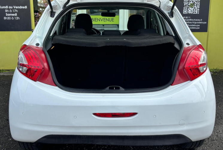 Peugeot 208 I 5 Portes 1.4 HDi FAP 68 cv // Excellent état