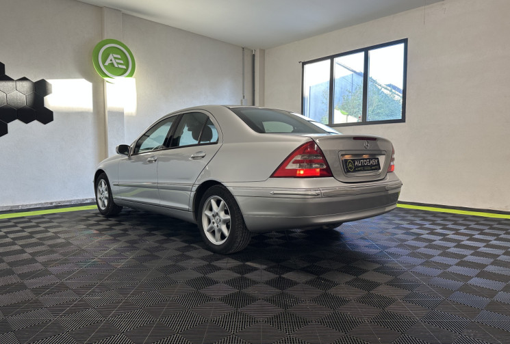 Mercedes Classe C II (W203) 240 V6 Elegance BA