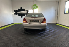 Mercedes Classe C II (W203) 240 V6 Elegance BA