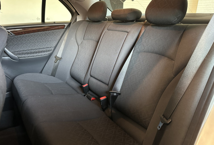 Mercedes Classe C II (W203) 240 V6 Elegance BA