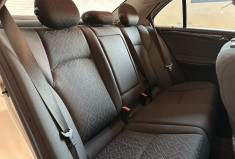 Mercedes Classe C II (W203) 240 V6 Elegance BA