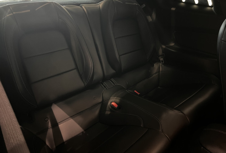 Ford MUSTANG FASTBACK 5.0 V8 PACK PERFORMANCE 421 CH COYOTE / PAS DE MALUS 