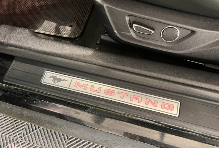 Ford MUSTANG FASTBACK 5.0 V8 PACK PERFORMANCE 421 CH COYOTE / PAS DE MALUS 