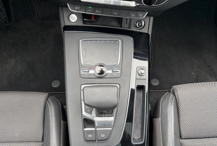 Audi Q5 50 TFSI E / 367 CH / HYBRIDE RECHARGEABLE