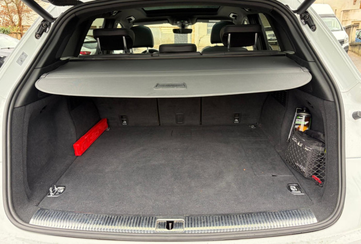 Audi Q5 50 TFSI E / 367 CH / HYBRIDE RECHARGEABLE