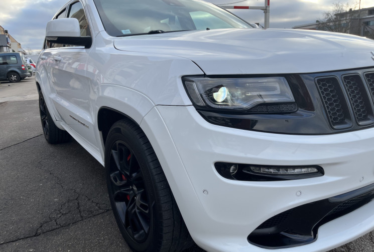 Jeep GRAND CHEROKEE 6.4 SRT8 4x4 468 CH