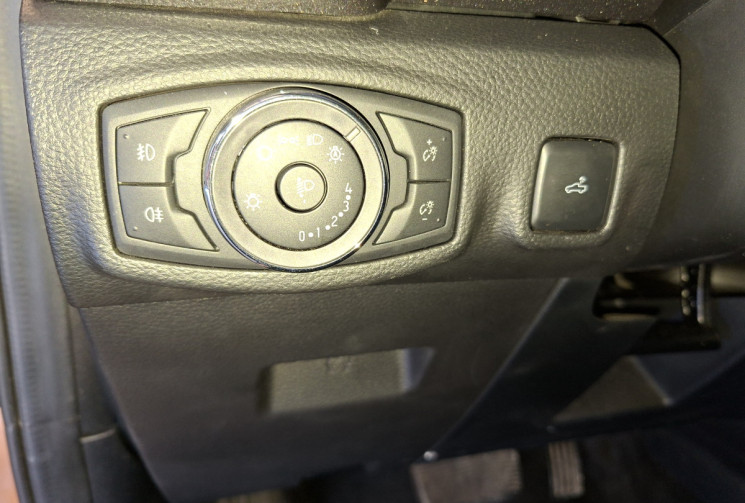 Ford Ranger WILDTRACK TDCI 213 SUPER CAB TVA RECUPERABLE ATTELAGE GARANTIE 12 MOIS