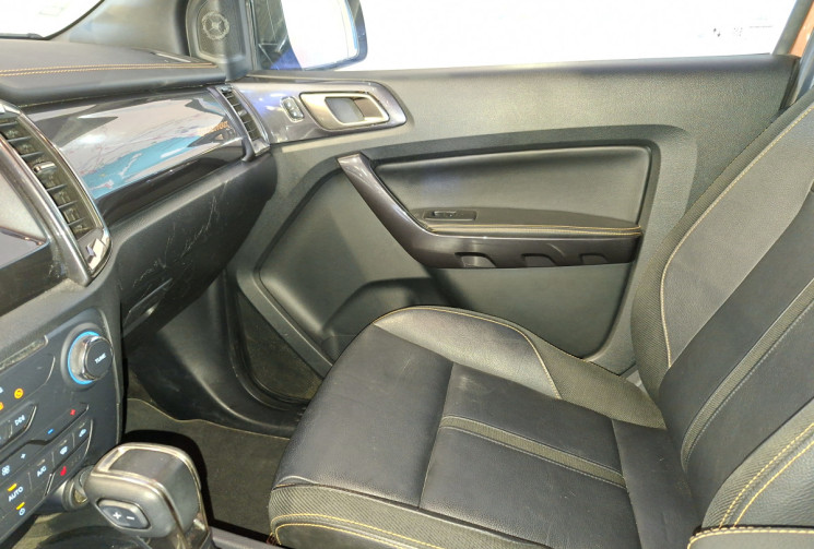 Ford Ranger WILDTRACK TDCI 213 SUPER CAB TVA RECUPERABLE ATTELAGE GARANTIE 12 MOIS