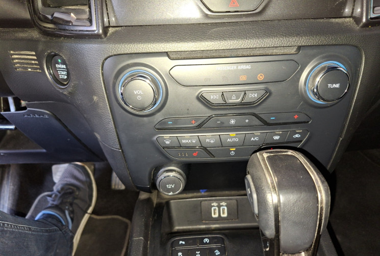 Ford Ranger WILDTRACK TDCI 213 SUPER CAB TVA RECUPERABLE ATTELAGE GARANTIE 12 MOIS