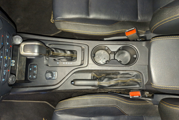 Ford Ranger WILDTRACK TDCI 213 SUPER CAB TVA RECUPERABLE ATTELAGE GARANTIE 12 MOIS