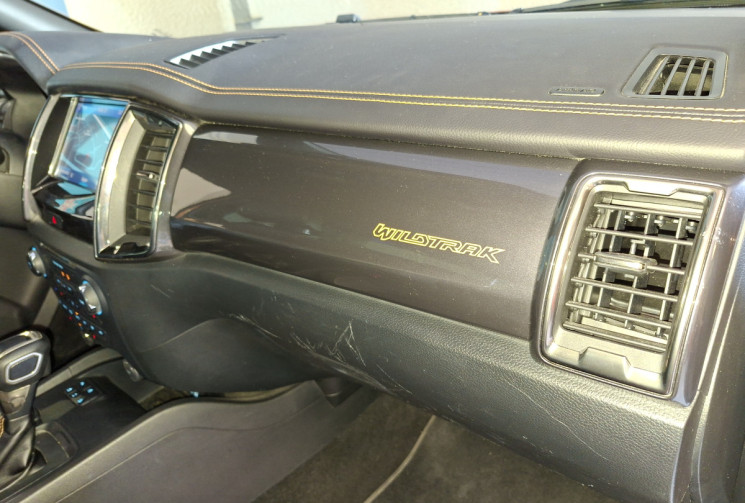 Ford Ranger WILDTRACK TDCI 213 SUPER CAB TVA RECUPERABLE ATTELAGE GARANTIE 12 MOIS