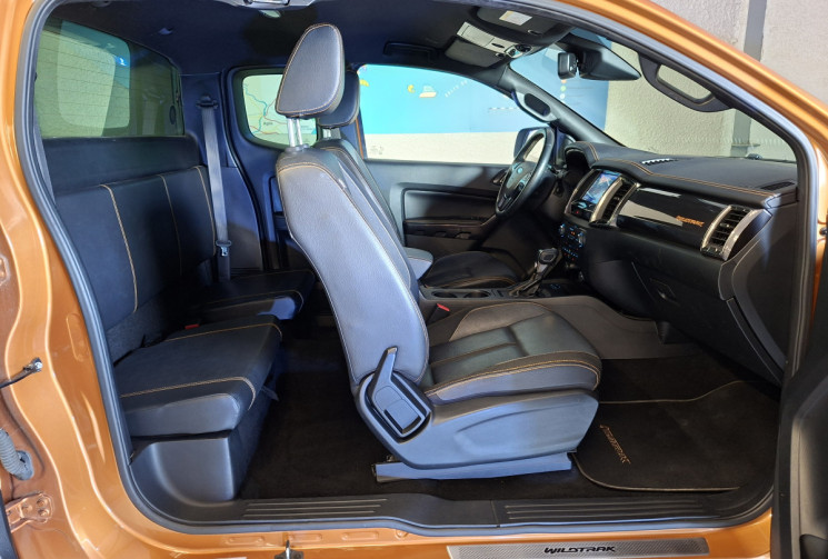 Ford Ranger WILDTRACK TDCI 213 SUPER CAB TVA RECUPERABLE ATTELAGE GARANTIE 12 MOIS