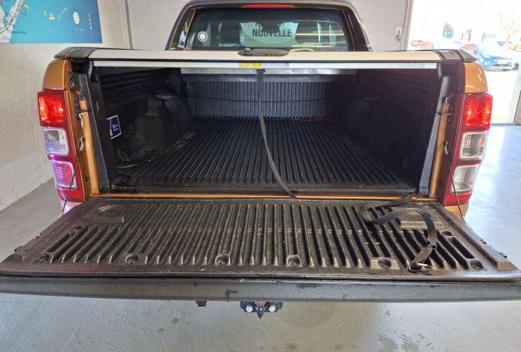 Ford Ranger WILDTRACK TDCI 213 SUPER CAB TVA RECUPERABLE ATTELAGE GARANTIE 12 MOIS