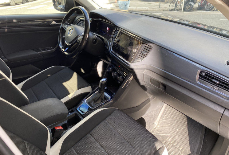 Volkswagen T-Roc 1.5 TSI 150 ch CARAT virtual cockpit 66500 kms