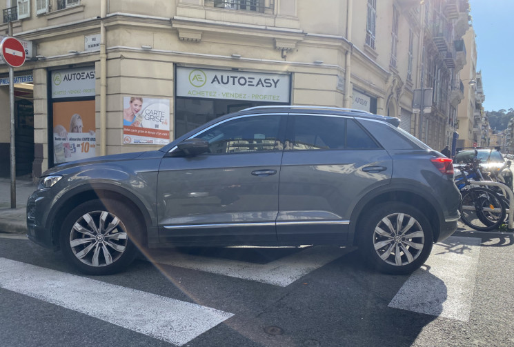 Volkswagen T-Roc 1.5 TSI 150 ch CARAT virtual cockpit 66500 kms