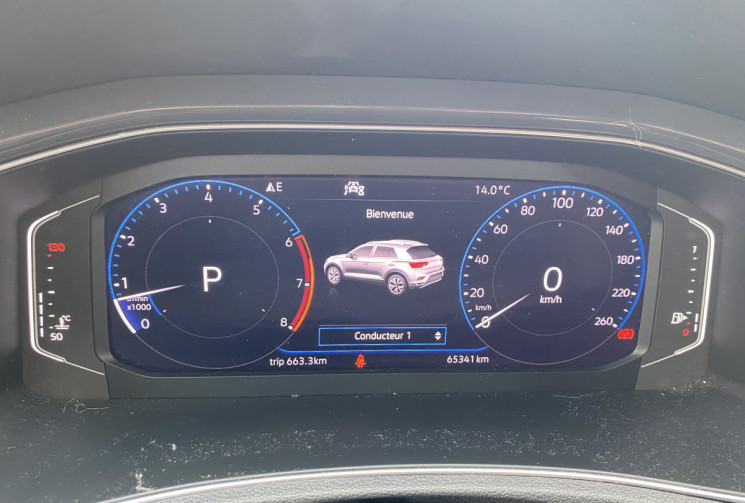 Volkswagen T-Roc 1.5 TSI 150 ch CARAT virtual cockpit 66500 kms