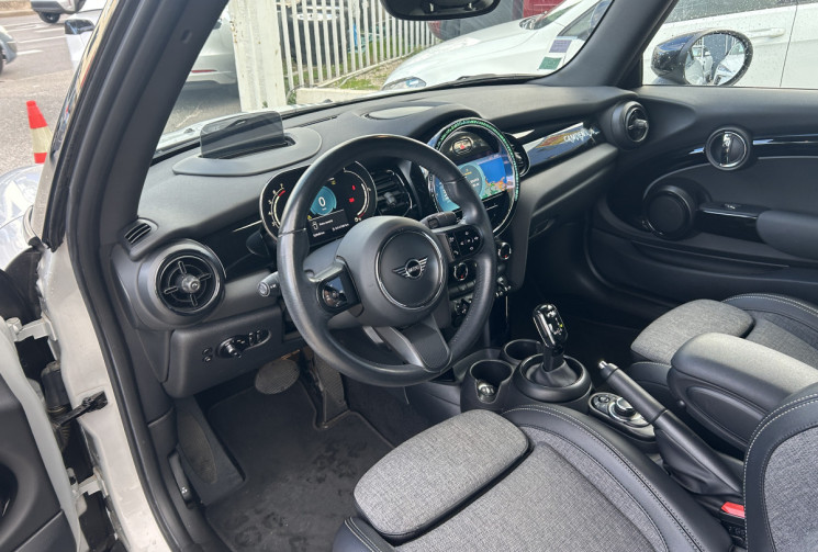 Mini Mini COOPER III (2) F57 CABRIOLET 1.5 136 Ch BVA7 EDITION CAMDEN