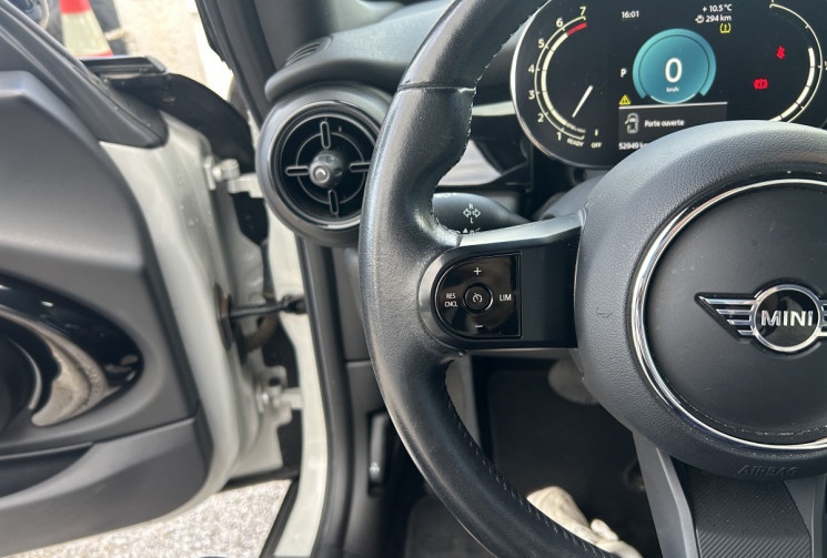 Mini Mini COOPER III (2) F57 CABRIOLET 1.5 136 Ch BVA7 EDITION CAMDEN