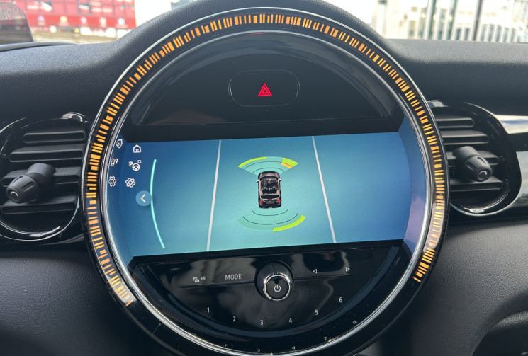 Mini Mini COOPER III (2) F57 CABRIOLET 1.5 136 Ch BVA7 EDITION CAMDEN