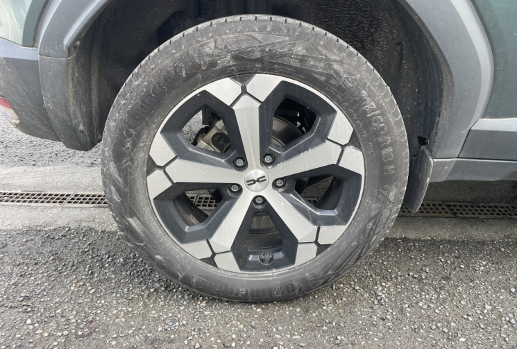 Dacia Duster 1.6 HYBRID JOURNEY BVA 140CH*GARANTIE CONSTRUCTEUR*PACK HIVER*PREMIERE MAIN