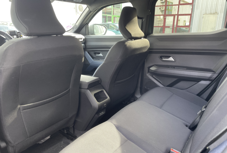 Dacia Duster 1.6 HYBRID JOURNEY BVA 140CH*GARANTIE CONSTRUCTEUR*PACK HIVER*PREMIERE MAIN