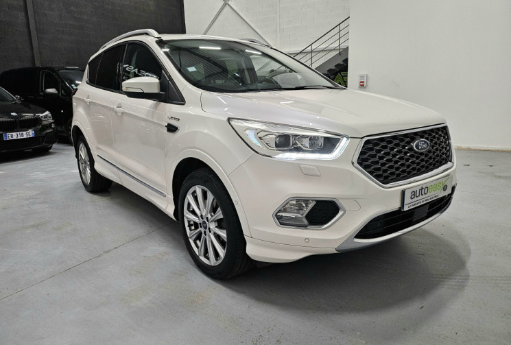 Ford Kuga vignale 2.0 tdci 180 cv 4X4 bva / toit pano