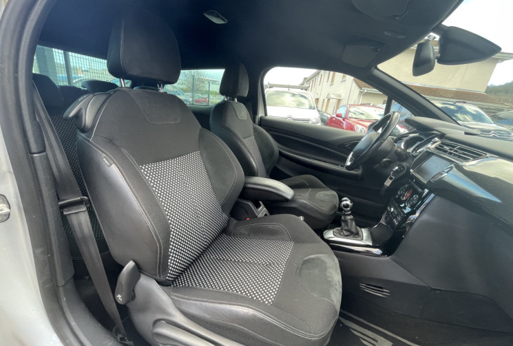 Citroën DS3 1.6 HDI / 110 CH / DISTRIB A JOUR