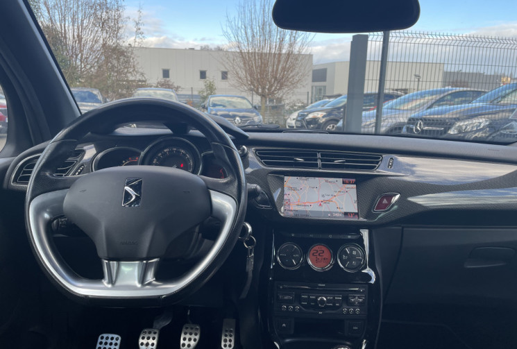 Citroën DS3 1.6 HDI / 110 CH / DISTRIB A JOUR