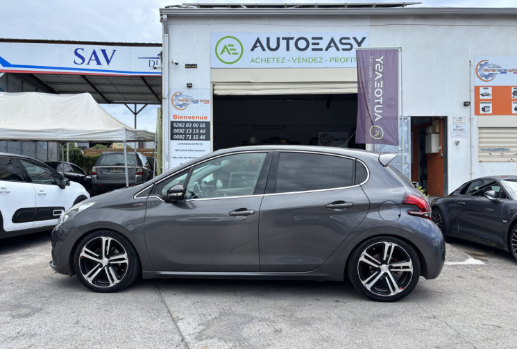 Peugeot 208 1.2 THP 110 GT LINE