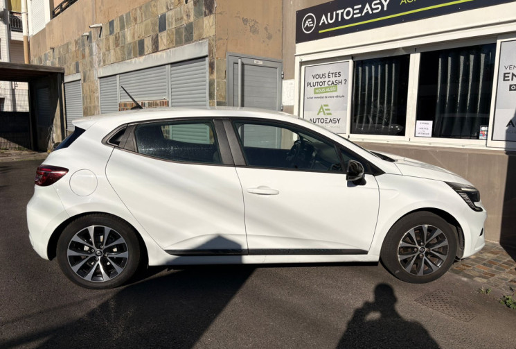 Renault CLIO V E-TECH 1.6 i 140 Hybrid 140cv