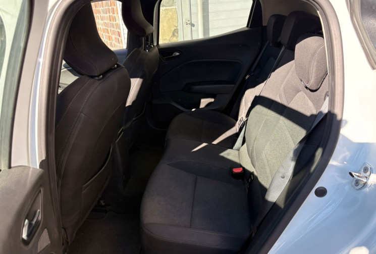 Renault CLIO V E-TECH 1.6 i 140 Hybrid 140cv