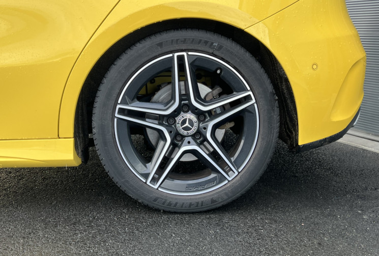 Mercedes Classe A 220 d 2.0 d  8G-DCT 190 cv PACK AMG / GARANTIE MERCEDES