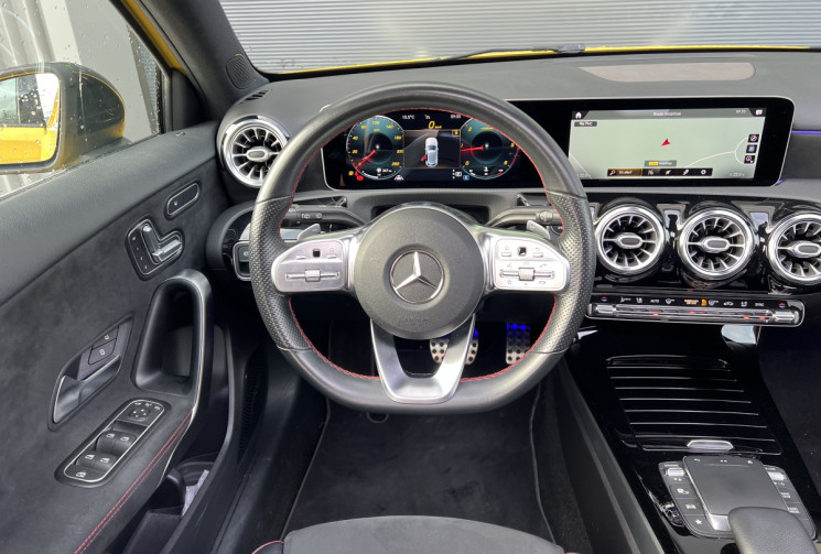 Mercedes Classe A 220 d 2.0 d  8G-DCT 190 cv PACK AMG / GARANTIE MERCEDES