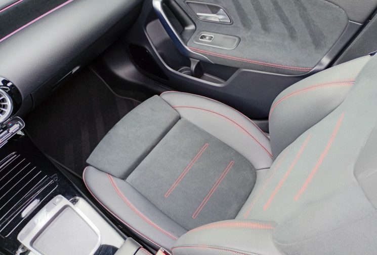 Mercedes Classe A  A 200 1.3 163 ch AMG LINE 7G-DCT BVA