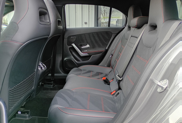 Mercedes Classe A 200 163 ch AMG LINE 7G-DCT BVA