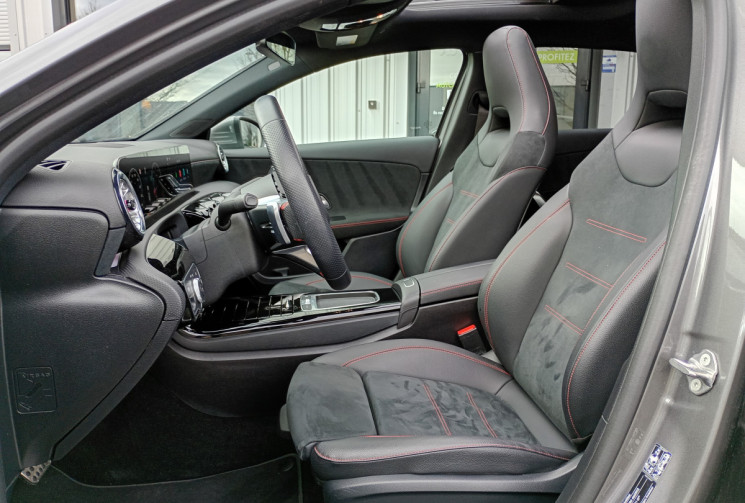 Mercedes Classe A 200 163 ch AMG LINE 7G-DCT BVA