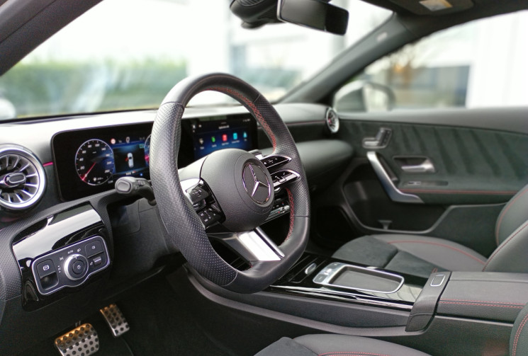 Mercedes Classe A  A 200 1.3 163 ch AMG LINE 7G-DCT BVA